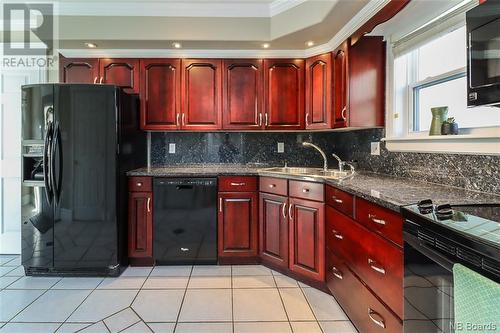 3523 Loch Lomond Road, Saint John, NB - Indoor Photo Showing Kitchen With Double Sink