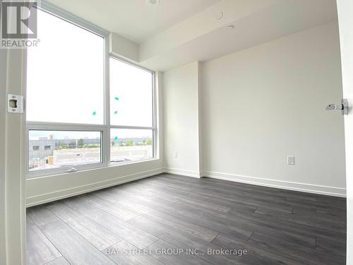 #814 -10 De Boers Dr, Toronto, ON - Indoor Photo Showing Other Room