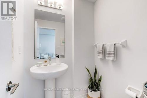 11 - 260 Twelfth Street, Toronto, ON - Indoor Photo Showing Bathroom
