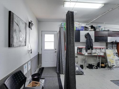 Garage - 465 Rue Parent, Mascouche, QC - Indoor Photo Showing Other Room