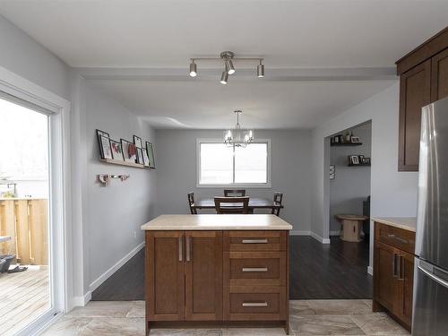 253 Sheridan Crescent, Thunder Bay, ON - Indoor Photo Showing Kitchen