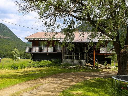 4086 Dixon Creek Road, Barriere, BC - Outdoor With Deck Patio Veranda