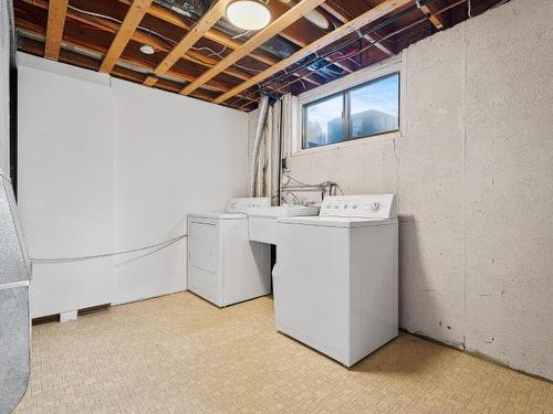1080 Crestline Street, Kamloops, BC - Indoor Photo Showing Laundry Room