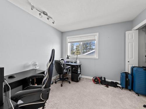 2116 Garymede Drive, Kamloops, BC - Indoor Photo Showing Office