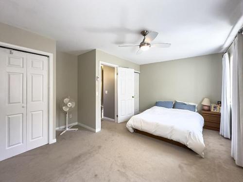 4-383 Columbia Street, Kamloops, BC - Indoor Photo Showing Bedroom