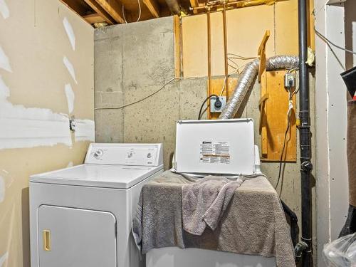 5405 Morris Place, Kamloops, BC - Indoor Photo Showing Laundry Room