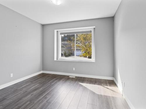1523 Emerald Drive, Kamloops, BC - Indoor Photo Showing Other Room