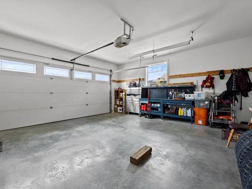 3010 Hilton Drive, Merritt, BC - Indoor Photo Showing Garage