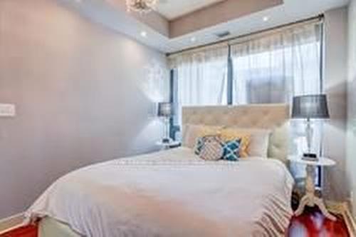 619-438 King St W, Toronto, ON - Indoor Photo Showing Bedroom