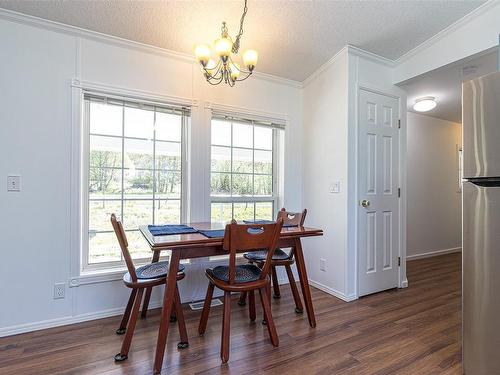 7600 Westholme Rd, Duncan, BC - Indoor Photo Showing Dining Room