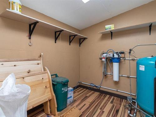 7600 Westholme Rd, Duncan, BC - Indoor Photo Showing Bathroom