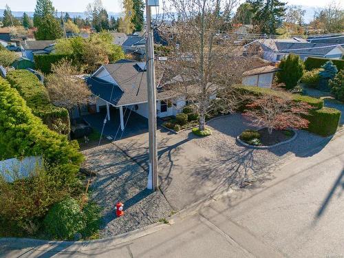 646 Brice Ave, Parksville, BC - Outdoor