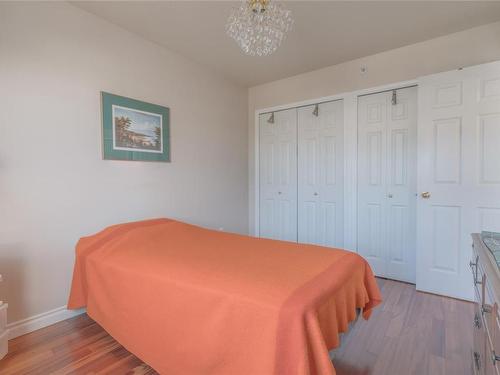 6161 Rosecroft Pl, Nanaimo, BC - Indoor Photo Showing Bedroom