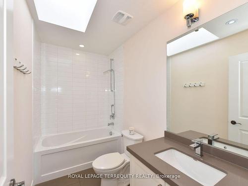 177 Townsgate Dr, Vaughan, ON - Indoor Photo Showing Bathroom