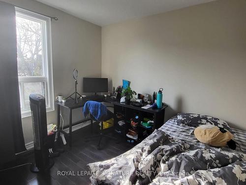 1168 Dufferin St, Toronto, ON - Indoor Photo Showing Bedroom