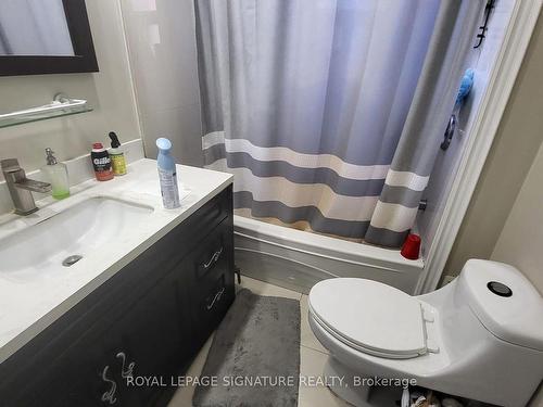 1168 Dufferin St, Toronto, ON - Indoor Photo Showing Bathroom