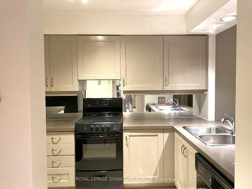 1010-50 Eglinton Ave W, Mississauga, ON - Indoor Photo Showing Kitchen With Double Sink