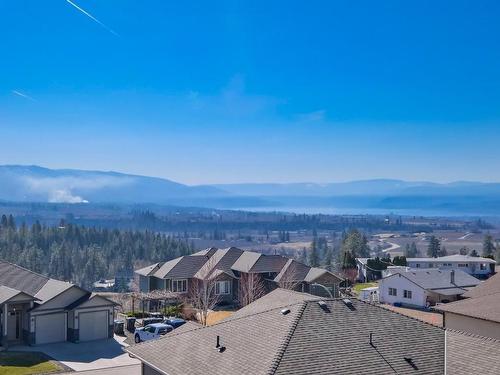 1257 Feedham Avenue, Kelowna, BC - Outdoor With View