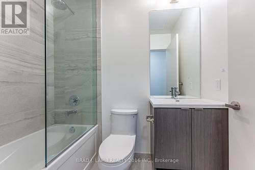 #1107 -138 Downes St, Toronto, ON - Indoor Photo Showing Bathroom