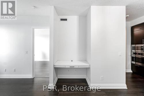 #1301 -2 Anndale Dr, Toronto, ON - Indoor Photo Showing Other Room