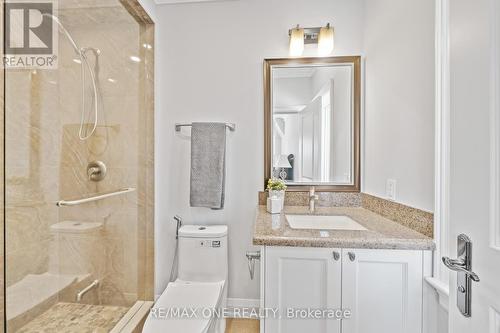 14 Clemson Crescent, Vaughan, ON - Indoor Photo Showing Bathroom