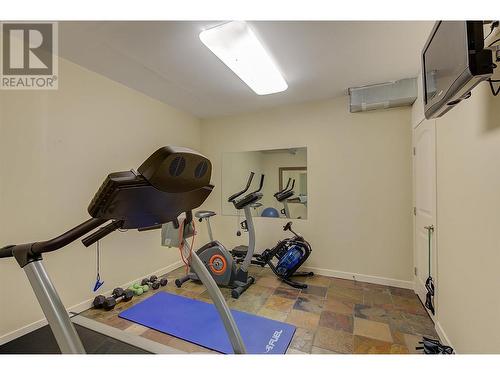663 Denali Court Unit# 331, Kelowna, BC - Indoor Photo Showing Gym Room