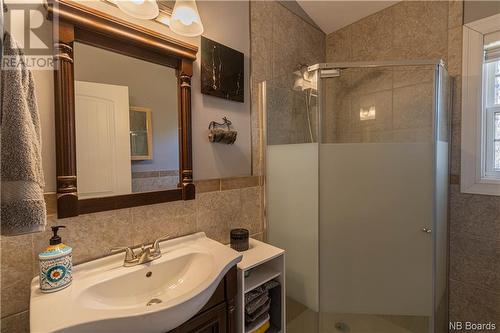 7 Holland Lane, Cambridge-Narrows, NB - Indoor Photo Showing Bathroom