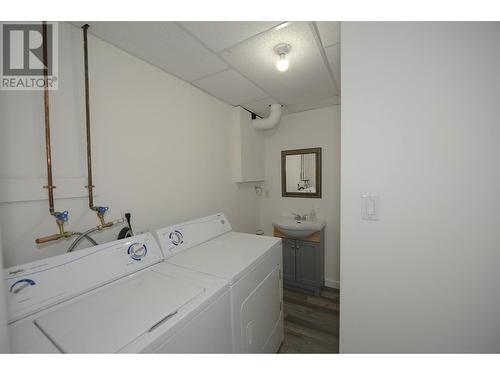 4910 Gair Avenue, Terrace, BC - Indoor Photo Showing Laundry Room