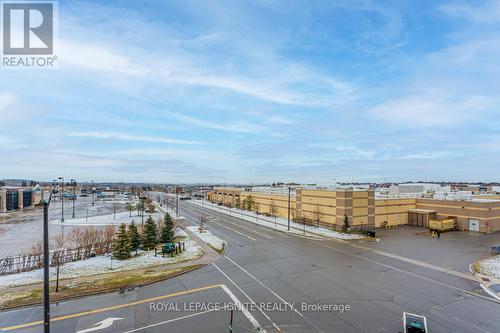 #305 -100 Eagle Rock Way, Vaughan, ON - Outdoor With View