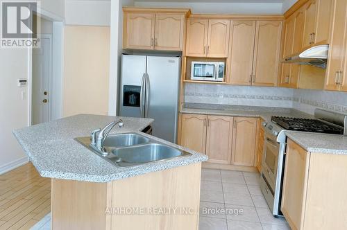 15 Florelle Dr, Markham, ON - Indoor Photo Showing Kitchen With Double Sink