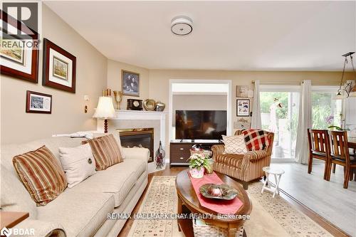 25 Glen Oak Court, Barrie, ON - Indoor Photo Showing Living Room With Fireplace