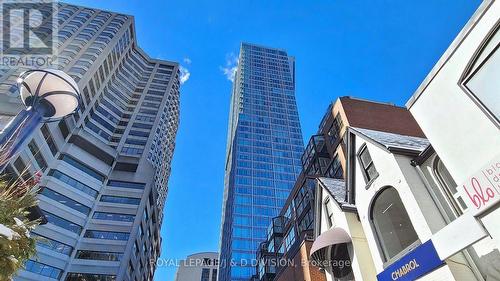 #703 -188 Cumberland St, Toronto, ON - Outdoor With Facade