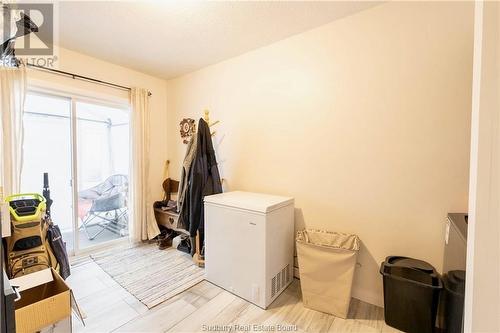 389 Charette Avenue, Chelmsford, ON - Indoor Photo Showing Laundry Room