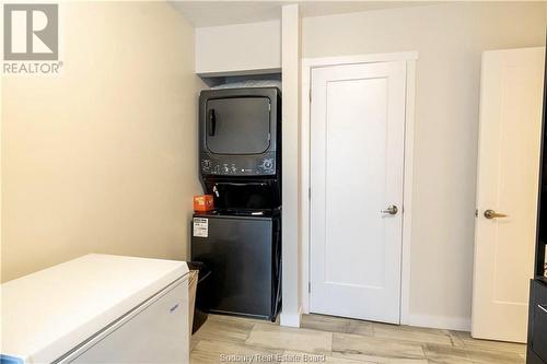 389 Charette Avenue, Chelmsford, ON - Indoor Photo Showing Laundry Room