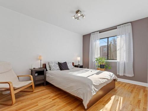 Chambre Ã Â coucher - 5860  - 5862 Rue De Toulouse, Montréal (Mercier/Hochelaga-Maisonneuve), QC - Indoor Photo Showing Bedroom