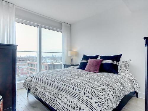 Master bedroom - 514-2175 Rue St-Patrick, Montréal (Le Sud-Ouest), QC - Indoor Photo Showing Bedroom