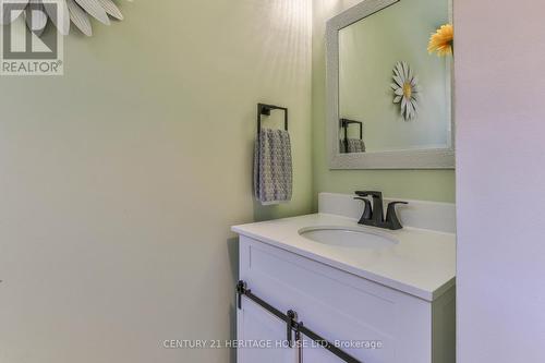 78 Millridge Crt, London, ON - Indoor Photo Showing Bathroom