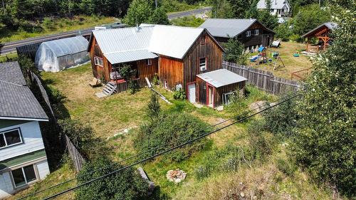 7609 2Nd Avenue, Ymir, BC - Outdoor