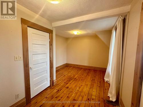 1217 Grandview Avenue, Peterborough, ON - Indoor Photo Showing Other Room