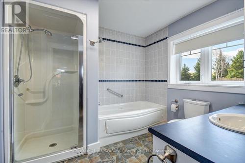 294 Holland Lake Rd, Bancroft, ON - Indoor Photo Showing Bathroom