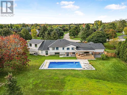 16 Mercury Rd, Hamilton, ON - Outdoor With In Ground Pool