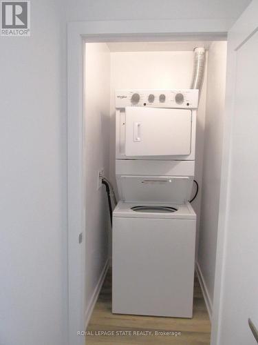 #620 -5055 Greenlane Rd, Lincoln, ON - Indoor Photo Showing Laundry Room