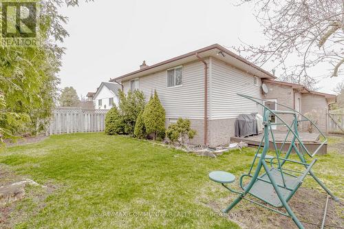 12 Hart Cres, London, ON - Outdoor
