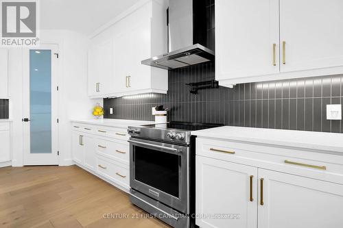 3487 Isleworth Road Road, London, ON - Indoor Photo Showing Kitchen