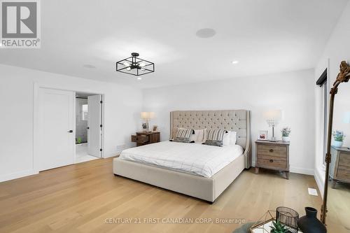 3487 Isleworth Road Road, London, ON - Indoor Photo Showing Bedroom