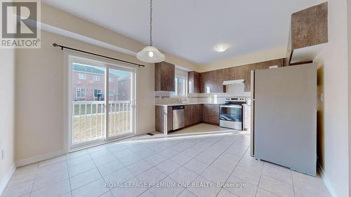 344 Ridley Crescent, Southgate, ON - Indoor Photo Showing Kitchen