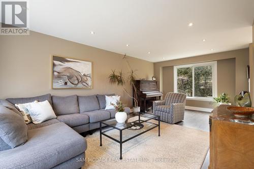 789 Edistel Crescent, Mississauga, ON - Indoor Photo Showing Living Room