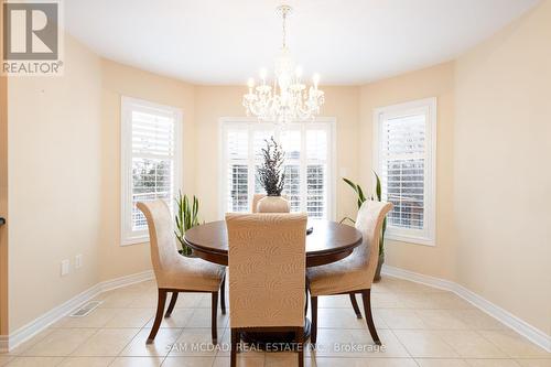 5300 Snowbird Crt, Mississauga, ON - Indoor Photo Showing Dining Room