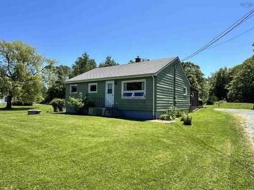 202 Shore Road, Mersey Point, NS 