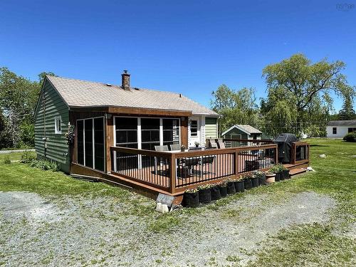202 Shore Road, Mersey Point, NS 